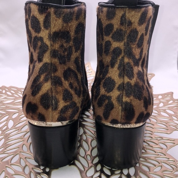 Nine West Textile/Made Upper Leopard Faux Fur Slip on Booties Size 8 - Picture 5 of 8